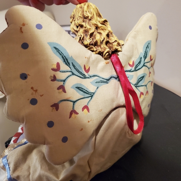 Angel figurine shelf sitter - Picture 5 of 5